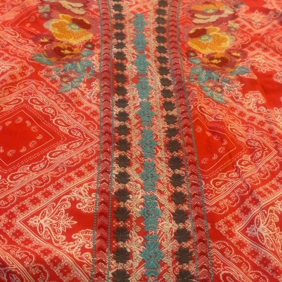 SAVANNA JANE BOHO EMBROIDERED TOP BELL SLEEVES RAYON V NECK SMALL ALL SEASONS - Picture 3 of 14